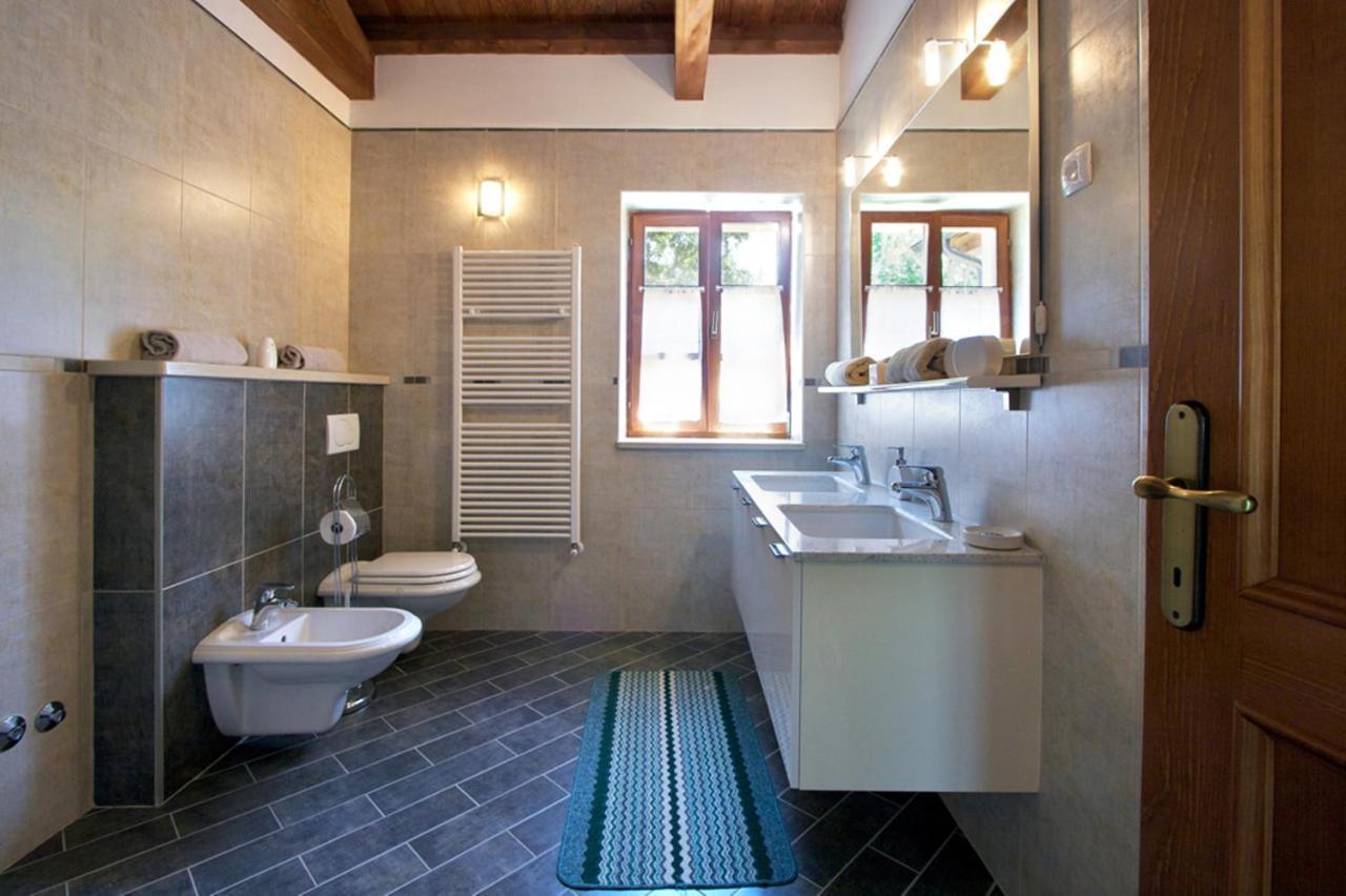 Villa Kringa Tinjan Екстериор снимка